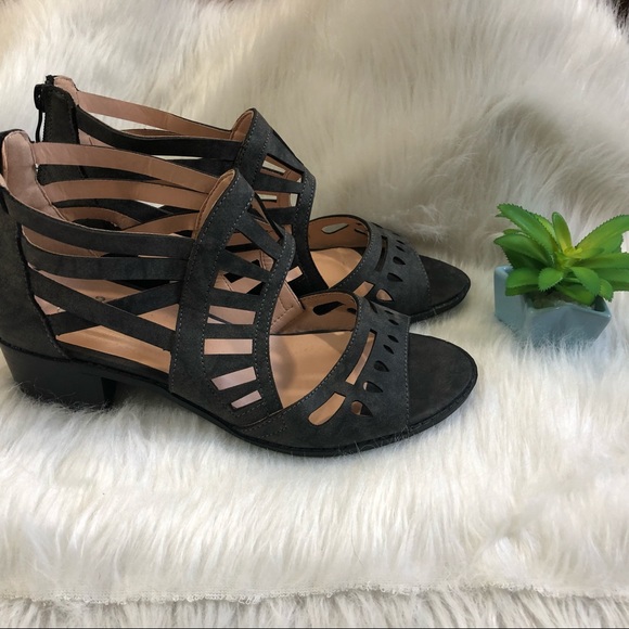 JG Shoes - JG Women’s Gray Ankle Booties Size 8 JG Shoes - JG Women’s Gray Ankle Booties Size 8